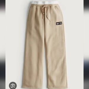 Hollister Co Social Tourist Tan Sweatpants